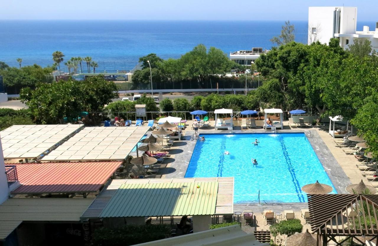 Marina Hotel Ayia Napa Bagian luar foto