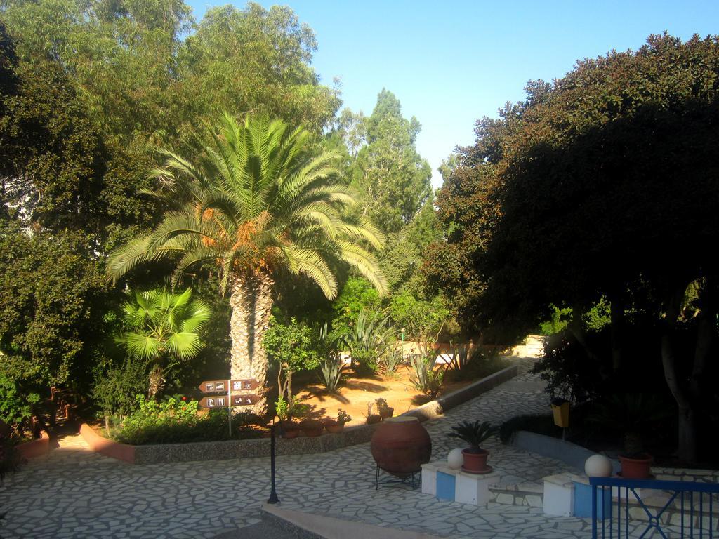 Marina Hotel Ayia Napa Bagian luar foto