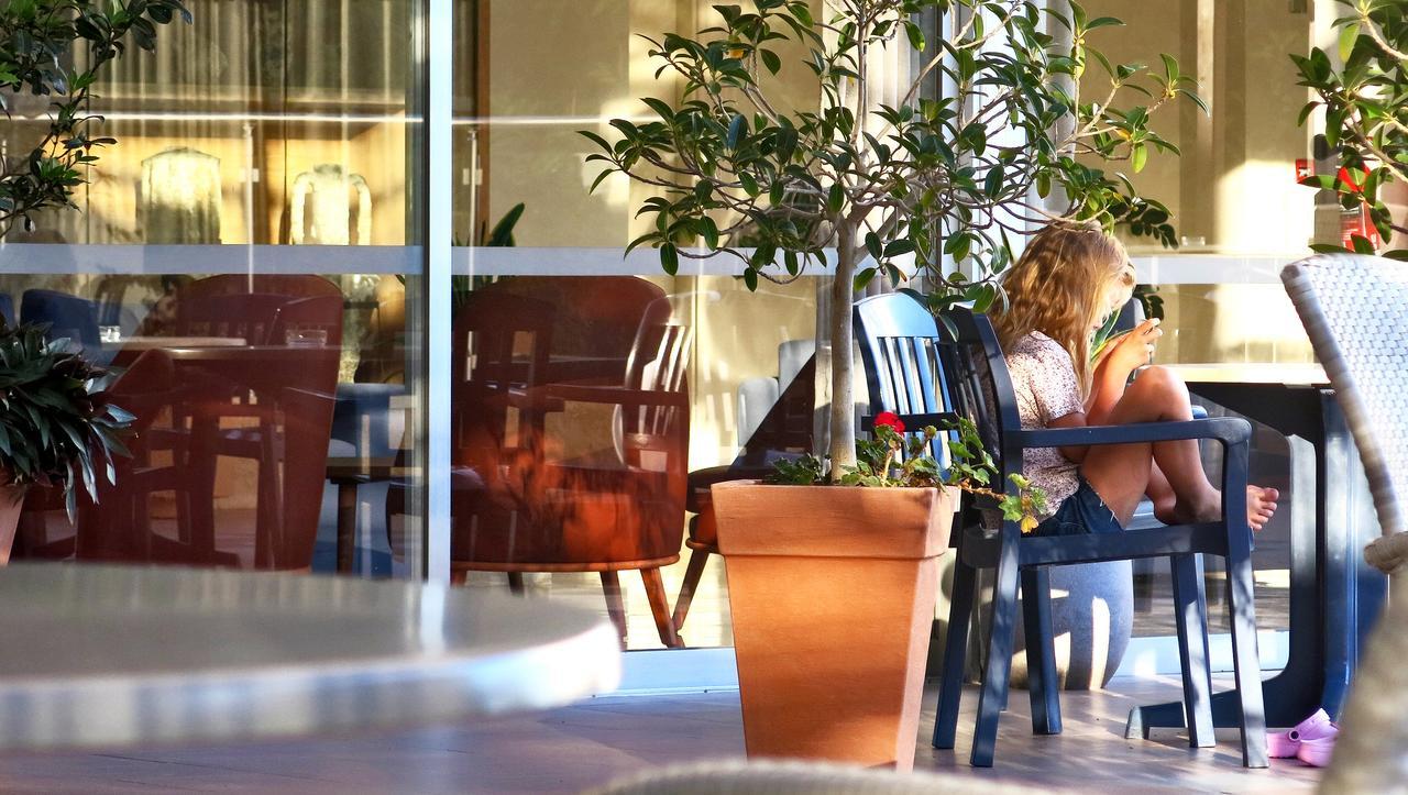 Marina Hotel Ayia Napa Bagian luar foto
