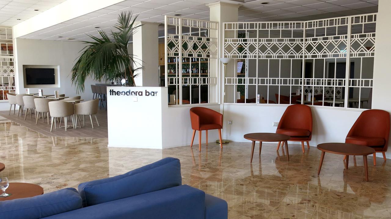 Marina Hotel Ayia Napa Bagian luar foto